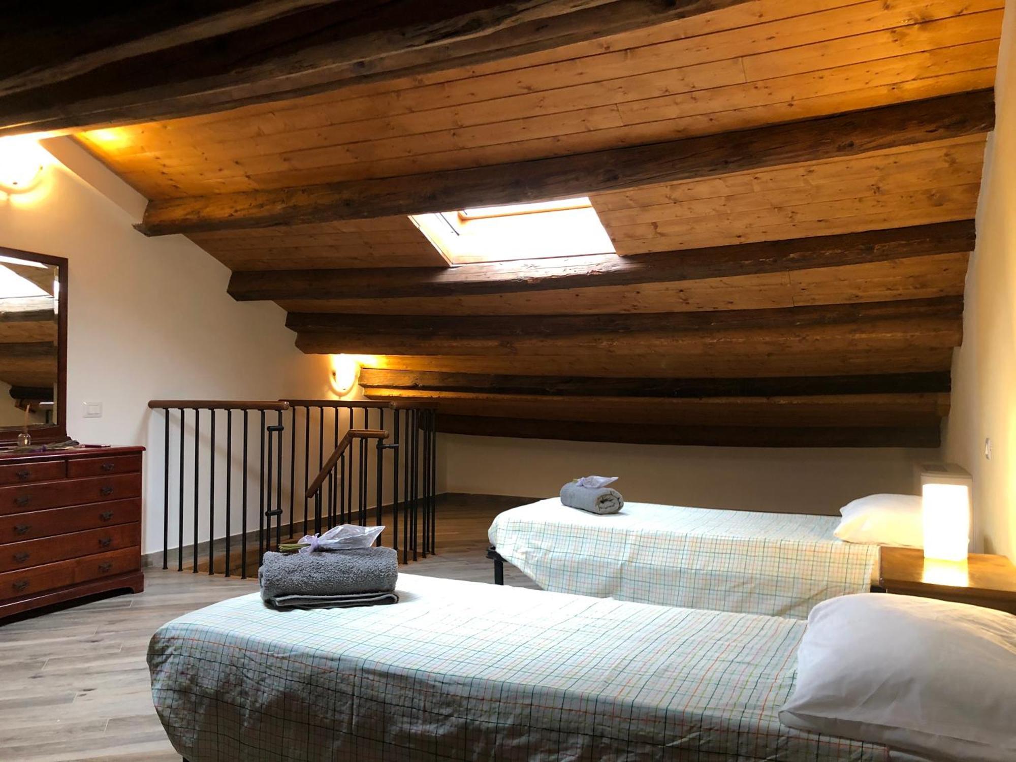 Agriturismo La Valle Della Lavanda - Podere Mezzastrada Fauglia Quarto foto